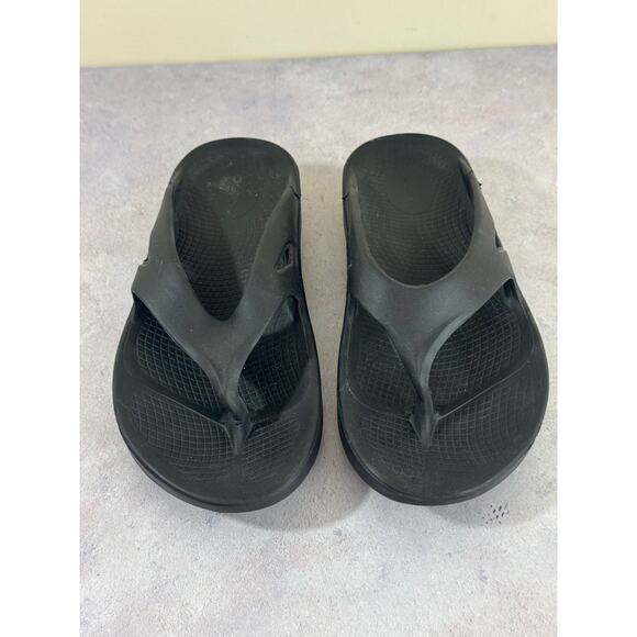 Oofos Sandal Womens 8 Black OOriginal Thong Recovery Sport Slide Toe Post Shoe - Picture 1 of 11